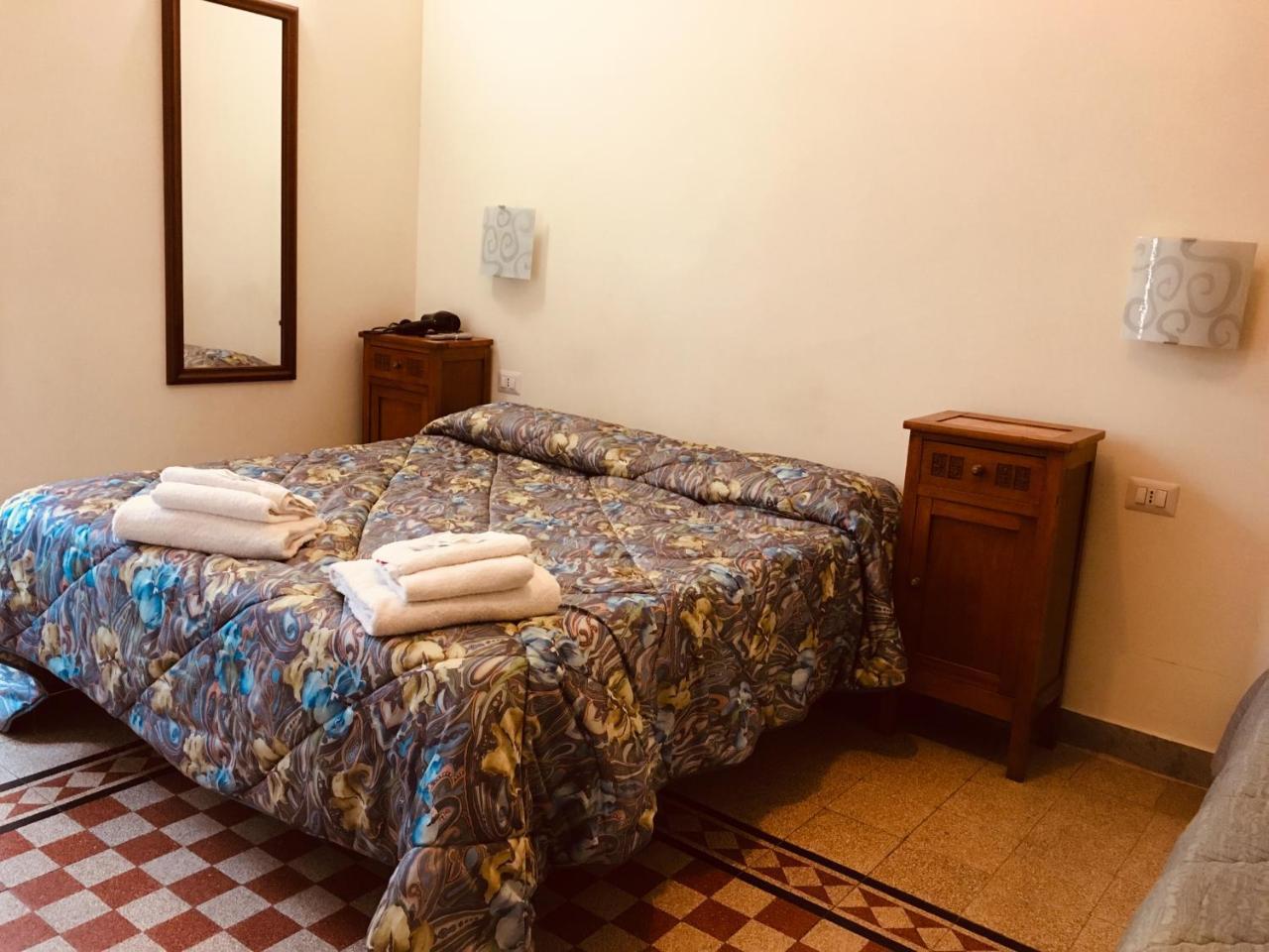 Casa Rosy Hotel Rome Bagian luar foto